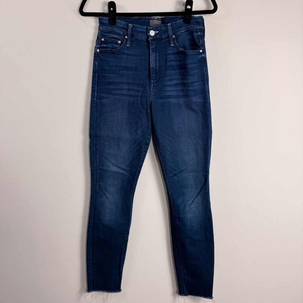 Mother High Waisted Looker Ankle Fray in Tongue & Chic Size 27